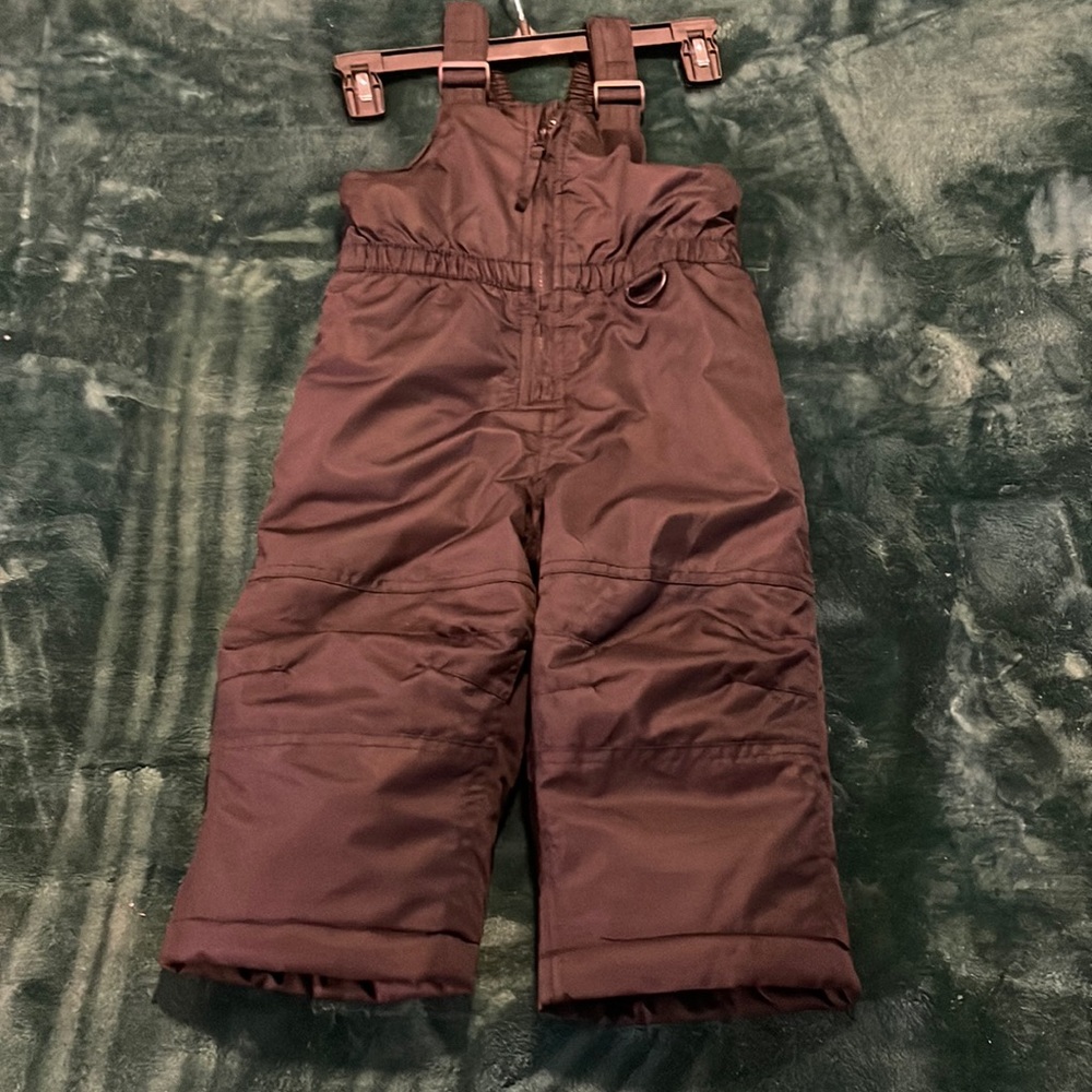 WONDER KIDS BLACK 2T SNOW SUIT BRAND NEW without tags!